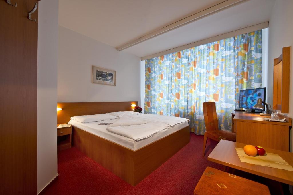 Hotel Sorea Uran Татранська Ломниця Номер фото